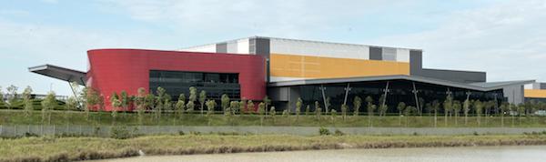 Pinewood Malays lakeside